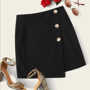 Black wrap skirt (Shein)